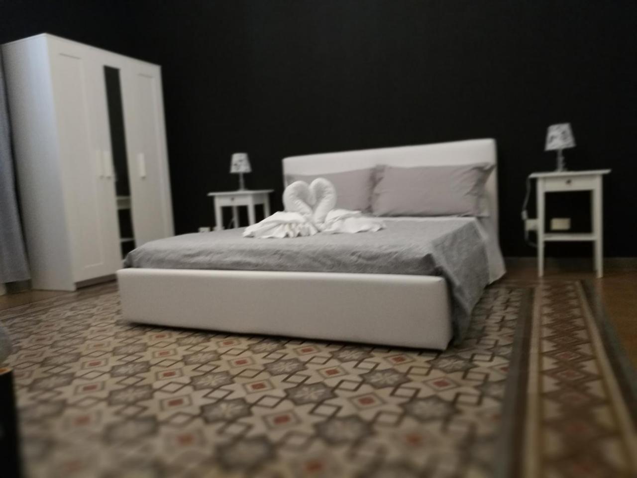 Volturno 106 Bed & Breakfast Палермо Екстериор снимка